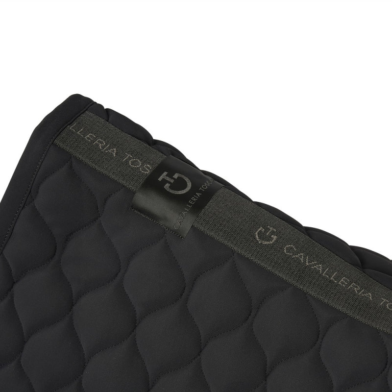 Circular Quilted Dressage Saddle Pad CT Svart