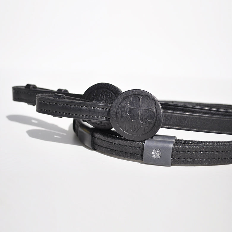Adjust Reins Svart